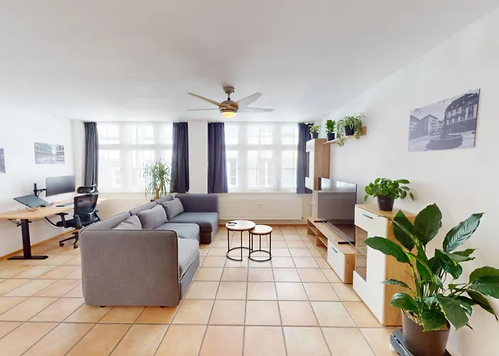 Zentral Altstadt - Bahnhofsnah - - Bernina Express - Solution-grischun Chur